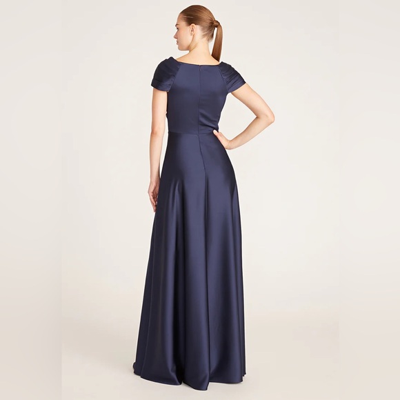 NWT THEIA Women's Francesca Twist A Line Gown MOB MOG Navy 8 - Picture 3 of 9